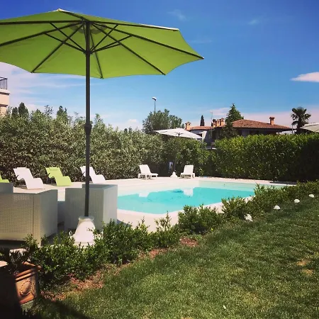 Cinciarella Apartment *